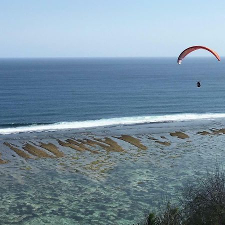 Indigo Dream Surf&Holiday Retreat Uluwatu Exterior foto