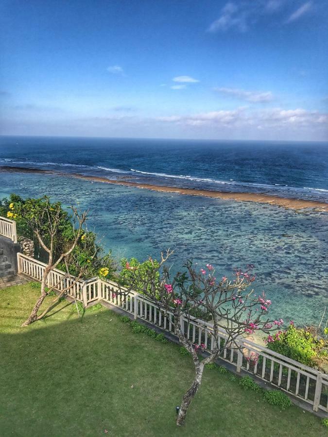 Indigo Dream Surf&Holiday Retreat Uluwatu Exterior foto